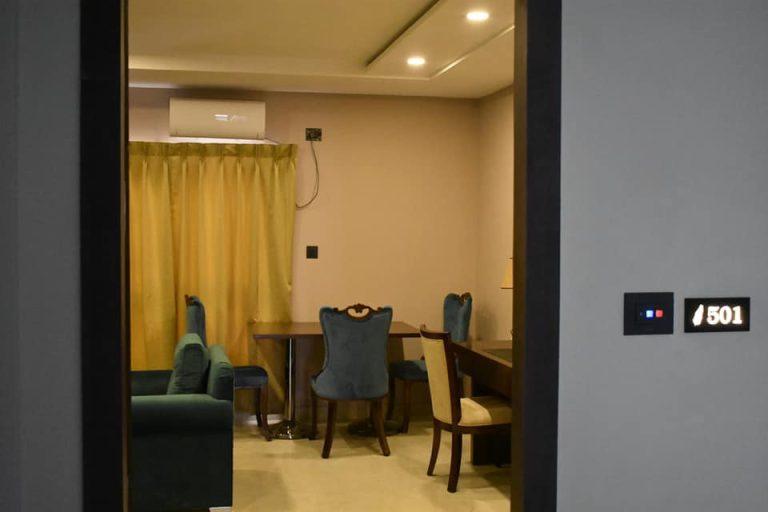 51398399_799146637110068_4060979315959922688_n